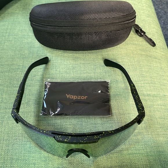 New Yapzor - Picture 3 of 6